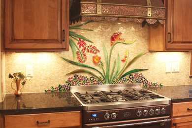 Inspiration for a timeless kitchen remodel in Milwaukee