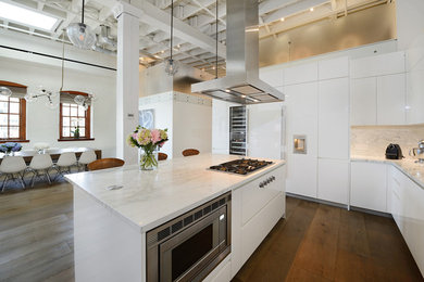 Design ideas for a contemporary kitchen in New York.