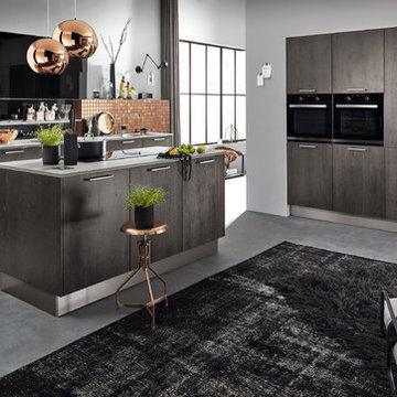 Grey matt wood kitchen design
