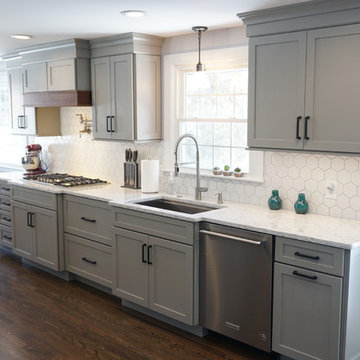 Grey Stained Shaker Kitchen