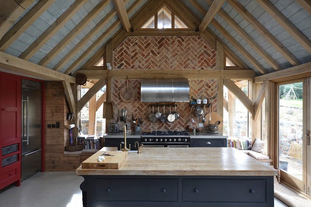 Country Kitchen by Arnolds Kitchens