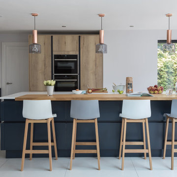 H Line Hampton in OXford Blue and Madoc Mayfield Oak