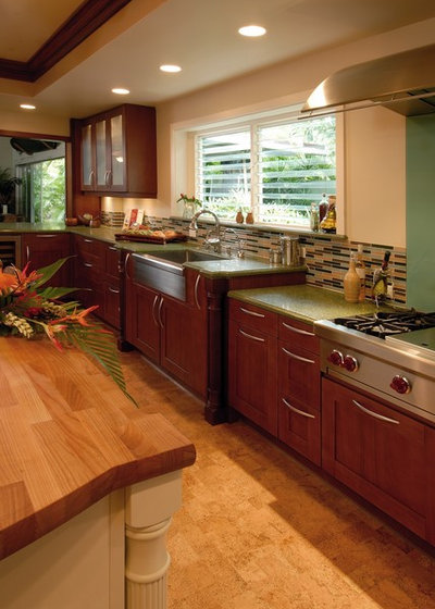 Tropical Kitchen by Archipelago Hawaii Luxury Home Designs
