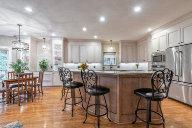 Kitchen - kitchen idea in Little Rock