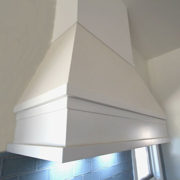Hampton Kitchen in Yandoit - custom chimney breast