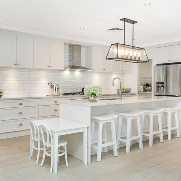 Hampton Style Family Kitchen & Bathroom