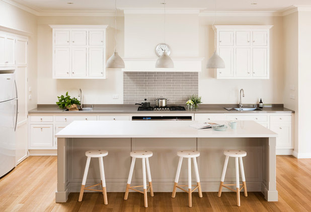 Fusion Kitchen by Steding Interiors & Joinery