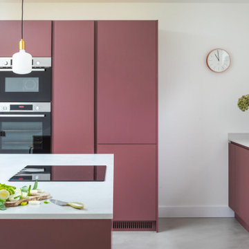Handleless Plum Kitchen