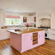 Trends: 10 Reasons to Make Like Nigella and Pick a Pink Kitchen