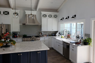 Inspiration for a transitional kitchen remodel in Orange County