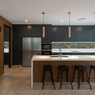 Featured image of post Modern White And Gold Kitchen Ideas - White kitchen cabinetry is paired with marble benchtops and splashback which add depth to this tones this eco home in victoria features gleaming gold cabinetry.