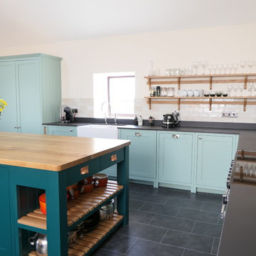 Herefordshire Shaker kitchen