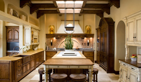 New This Week: 4 Kitchens That Wow With Wood Beam Ceilings