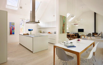 Kitchen of the Week: A White, Bright and Lofty Kitchen in Oxfordshire