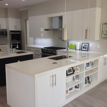 High gloss acrylic kosher kitchen