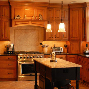 Holland Remodel Verona cabinetry in Maple Caramel/Chocolate Glaze