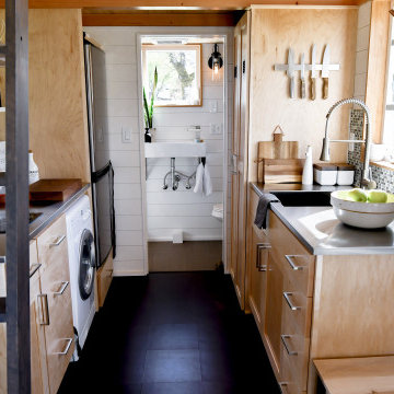 Hollywood Actor's Off Grid Tiny Home
