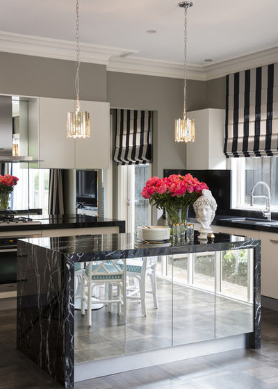 Contemporary Kitchen by MASSIMO interiors