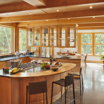 Home on Pemaquid Pond