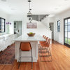 Houzz Tour: ‘Plain and Simple’ Update for a Center-Hall Colonial