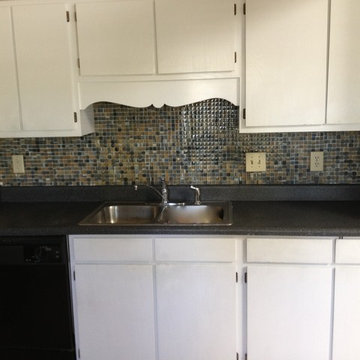 Home Staging - Kitchen with Tile Backsplash