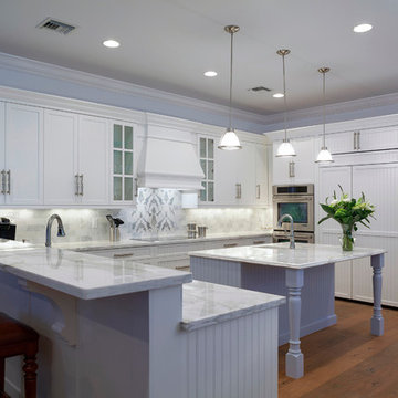 Horseshoe Traditional Kitchen With Cool Tones