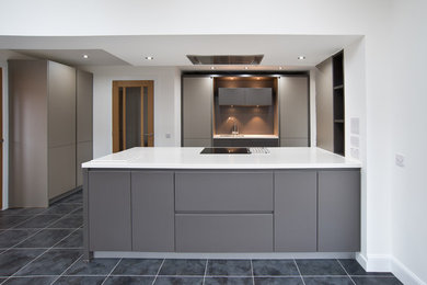 Design ideas for a modern kitchen in Edinburgh.