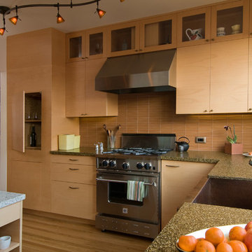 Houzz Tour: Building Up to a View in Berkeley