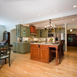 Traditional kitchen pictures - Inspiration for a timeless kitchen remodel in Raleigh