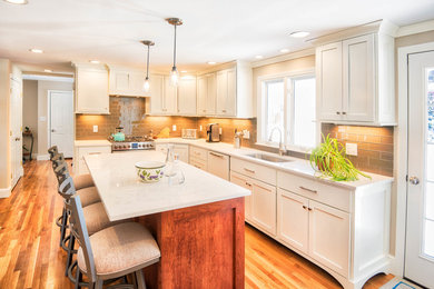 Inspiration for a contemporary kitchen remodel in Boston