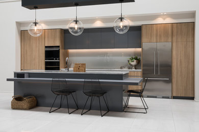 Design ideas for a contemporary kitchen in Auckland.