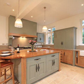 In-Frame Oak & Painted Shaker Kitchen in Farrow & Ball Pigeon