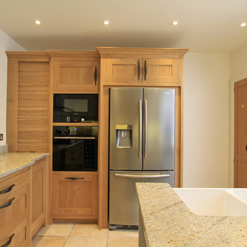 In-Frame Oak & Painted Shaker Kitchen in Parma Grey