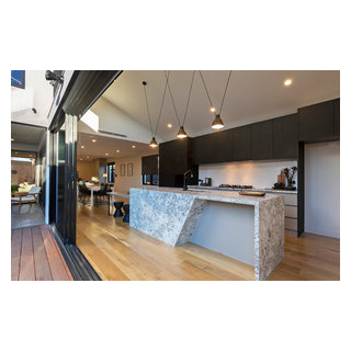 Indoor / Outdoor Kitchen - Contemporary - Kitchen - Melbourne - by 369 ...