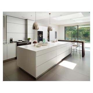 Indoor/Outdoor Living - Contemporary - Kitchen - Cheshire - by Kitchen ...