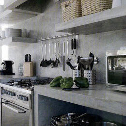 https://www.houzz.com/hznb/photos/industrial-kitchen-design-ideas-industrial-kitchen-columbus-phvw-vp~150482202