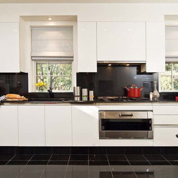 Contemporary Kitchen