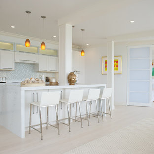 Island With Post Kitchen Ideas Photos Houzz