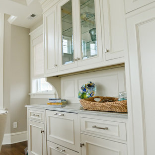 Contemporary kitchen designs - Example of a trendy kitchen design in Philadelphia