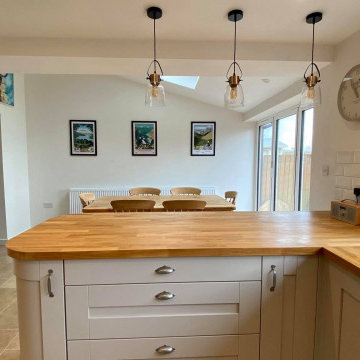 Inviting Country Kitchen with Oak Worktops