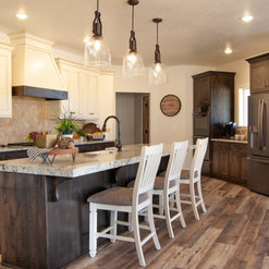 Harris Custom Cabinets & Flooring Design Center - Parowan ...