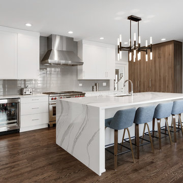 Island Forward Modern Kitchen