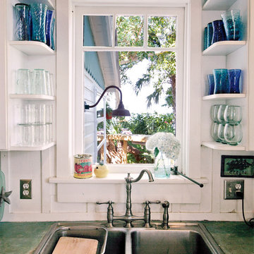 Island Grove Estate Kitchen