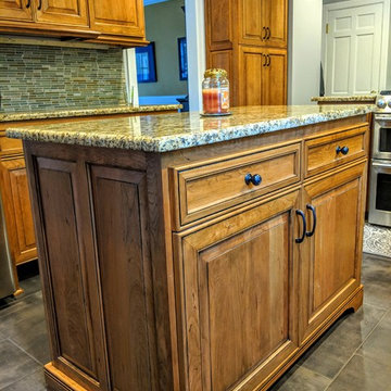 Island in middle of kitchen