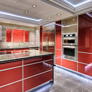 Italian-inspired red glass kitchen
