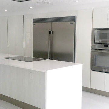Italian Kitchen Design in White
