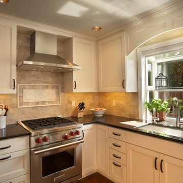 Italian Villa-Style Kitchen