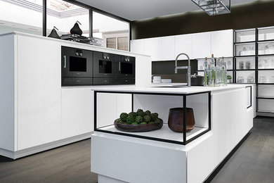 Inspiration for a contemporary kitchen.