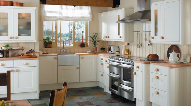 Contemporary Kitchen Ivory Classic Style Shaker Kitchen