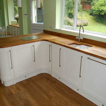 Ivory Shaker style kitchen.